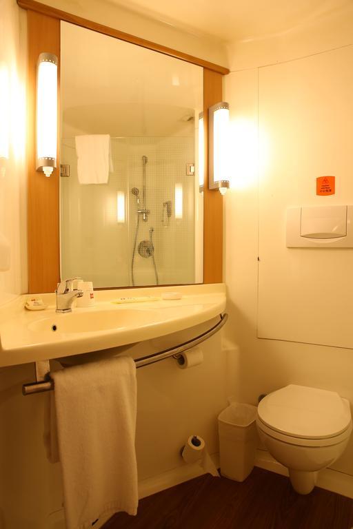 Ibis Leshan City Center Eksteriør bilde